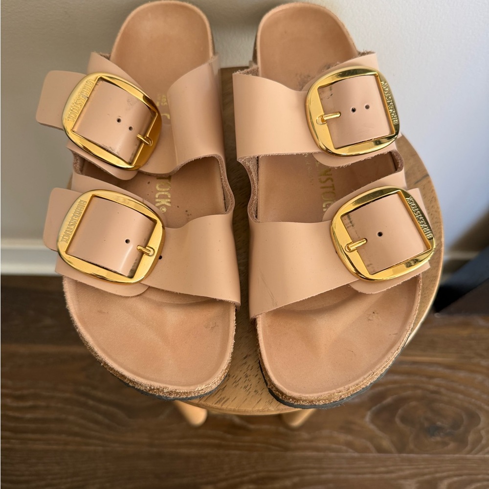 Birkenstock Tan Sandals with Gold Buckles - Picture 7 of 7